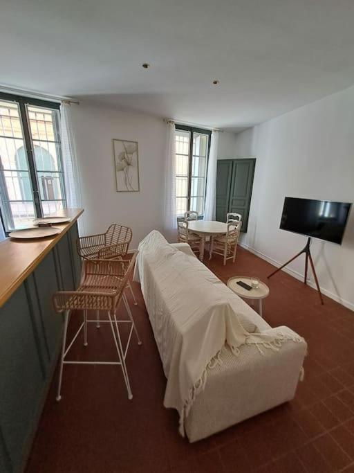 Hypercentre, Appartement Coquet En Rez-De-Chaussee แปร์ปินญอง ภายนอก รูปภาพ